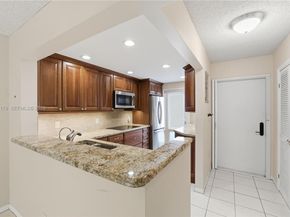 2350 NE 14th St Cswy 507, Pompano Beach FL 33062