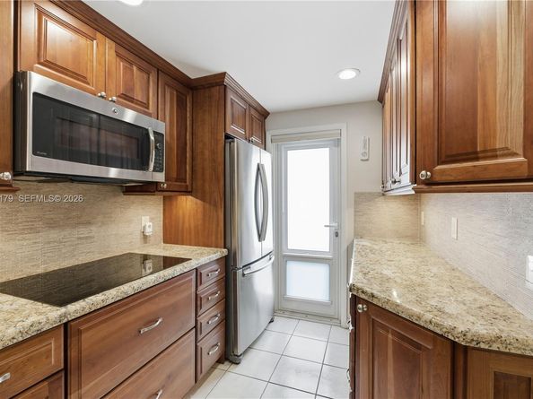 2350 NE 14th St Cswy 507, Pompano Beach FL 33062