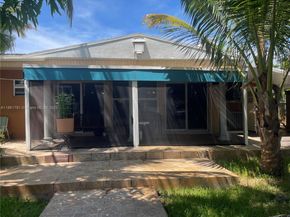 2626 Thomas St, Hollywood FL 33020
