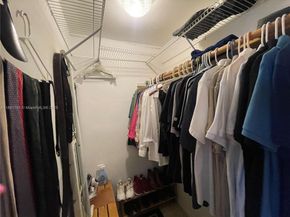 2626 Thomas St, Hollywood FL 33020