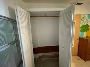 2626 Thomas St, Hollywood FL 33020