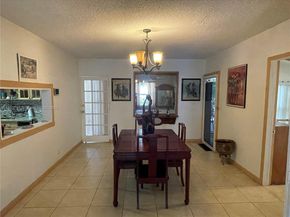 2626 Thomas St, Hollywood FL 33020