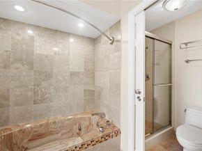 1709 Saint Andrews Rd, Hollywood FL 33021