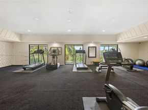 1709 Saint Andrews Rd, Hollywood FL 33021