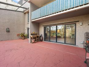 1709 Saint Andrews Rd, Hollywood FL 33021