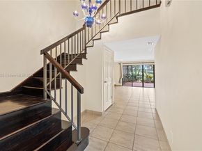 1709 Saint Andrews Rd, Hollywood FL 33021
