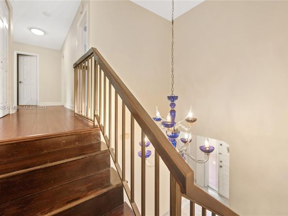 1709 Saint Andrews Rd, Hollywood FL 33021
