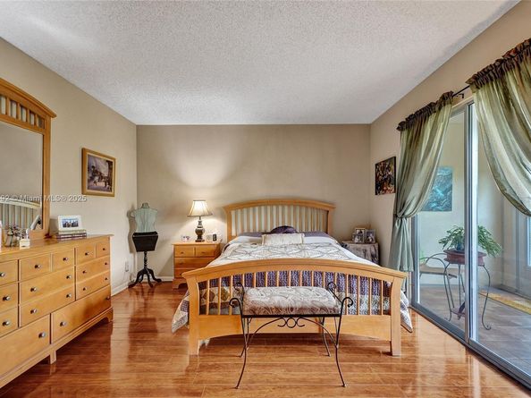 1805 Eleuthera Pt J1, Coconut Creek FL 33066