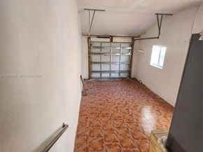 815 NE 134th St, North Miami FL 33161