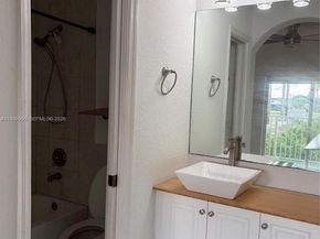 17084 SW 138th Ct, Miami FL 33177