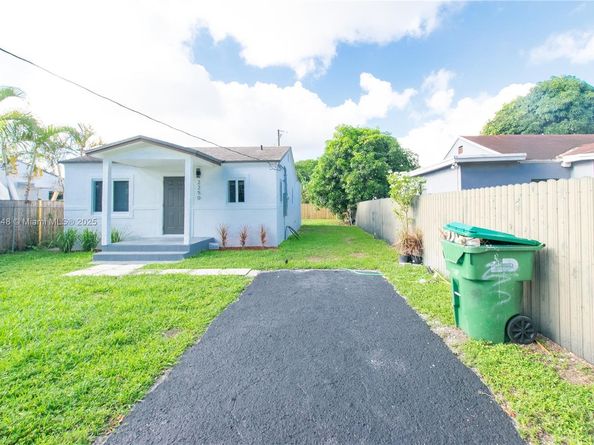 2250 NW 95th Ter, Miami FL 33147
