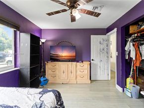 6611 Park St, Hollywood FL 33024