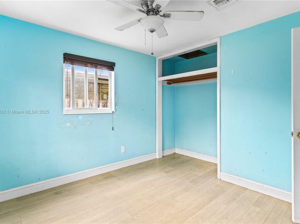 6611 Park St, Hollywood FL 33024