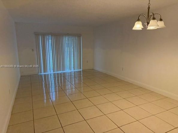 505 NW 177th St 136, Miami Gardens FL 33169