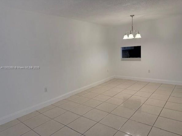 505 NW 177th St 136, Miami Gardens FL 33169