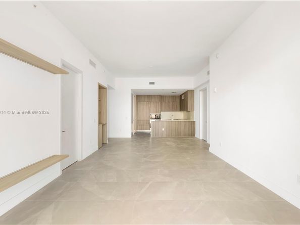 17550 Collins 1604, Sunny Isles Beach FL 33160