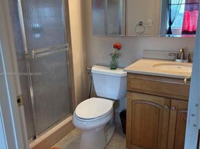 7690 NW 18th St 408, Margate FL 33063