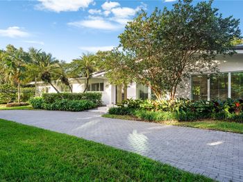 12220 Pine Needle Ln