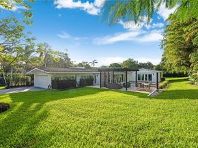 12220 Pine Needle Ln, Pinecrest FL 33156