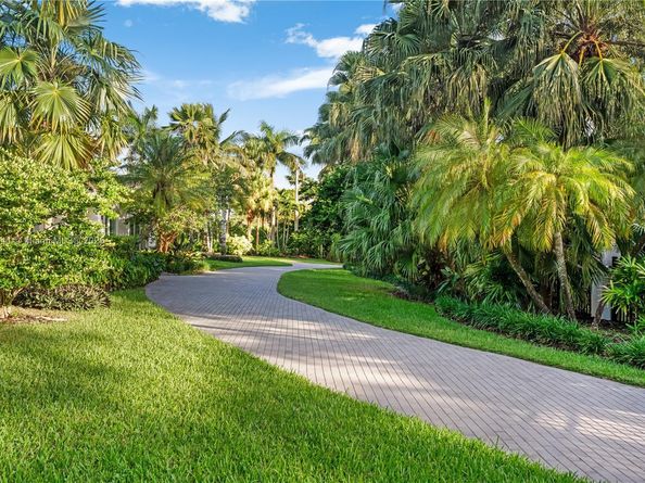 12220 Pine Needle Ln, Pinecrest FL 33156