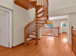 5309 Alton Rd, Miami Beach FL 33140