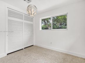 1040 N Royal Poinciana Blvd, Miami Springs FL 33166