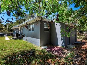 171 NW 70th St, Miami FL 33150
