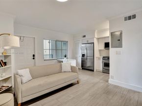 924 SE 2nd St 32, Fort Lauderdale FL 33301