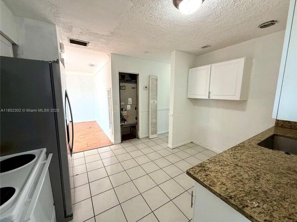 1426 Hillcrest Dr, Lake Worth FL 33461