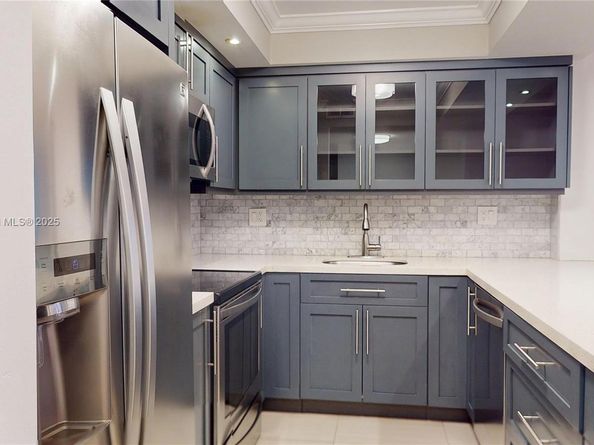 600 Three Islands Blvd 402, Hallandale Beach FL 33009