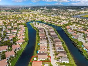 11816 SW 13th Ct, Pembroke Pines FL 33025