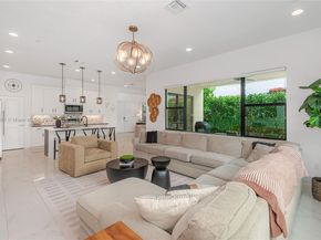 11816 SW 13th Ct, Pembroke Pines FL 33025
