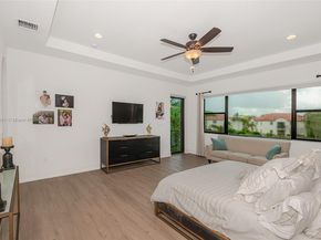 11816 SW 13th Ct, Pembroke Pines FL 33025