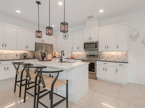 11816 SW 13th Ct, Pembroke Pines FL 33025