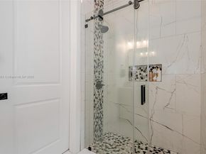 11816 SW 13th Ct, Pembroke Pines FL 33025