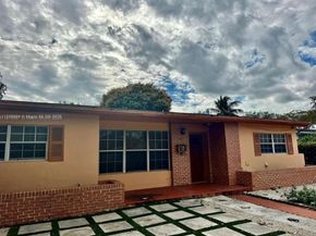 1020 NE 179th St, North Miami Beach FL 33162