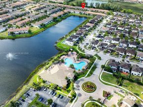 3424 W 92nd Pl 0, Hialeah FL 33018