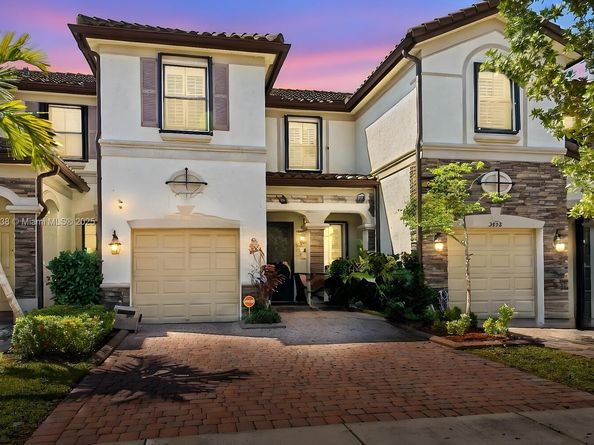 3424 W 92nd Pl 0, Hialeah FL 33018