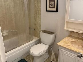 2841 Somerset Dr 312, Lauderdale Lakes FL 33311