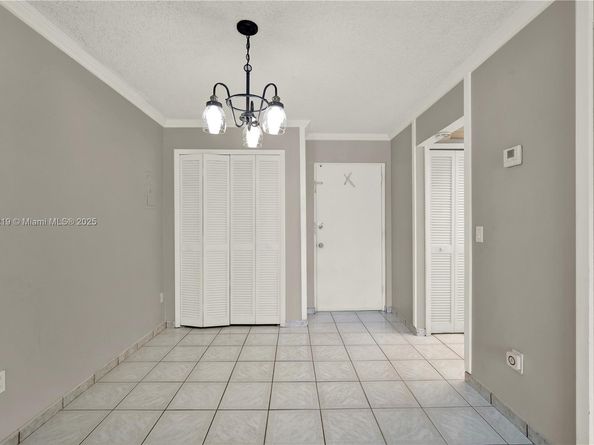 6825 W Flagler St 303, Miami FL 33144