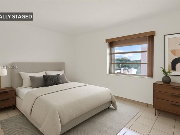 6825 W Flagler St 303, Miami FL 33144