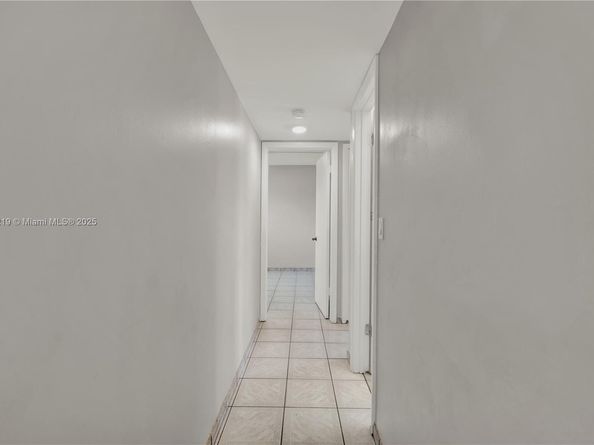 6825 W Flagler St 303, Miami FL 33144