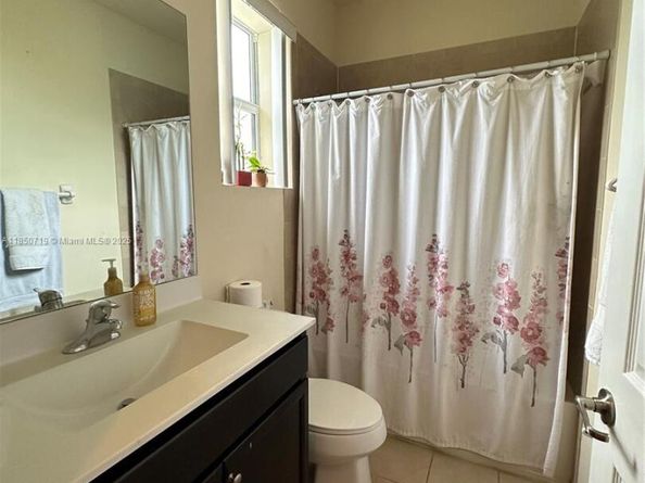 133 SE 28th Ter 8, Homestead FL 33033