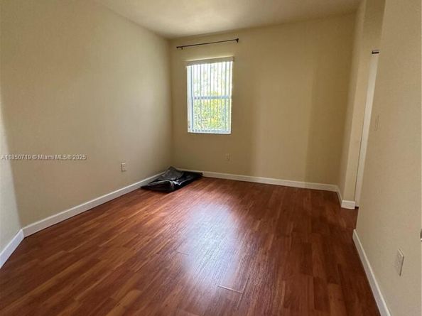 133 SE 28th Ter 8, Homestead FL 33033