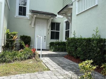 133 SE 28th Ter