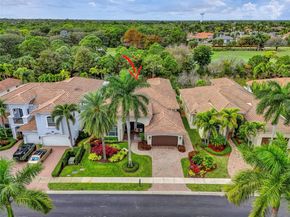 307 Charroux Dr, Palm Beach Gardens FL 33410