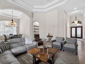 307 Charroux Dr, Palm Beach Gardens FL 33410