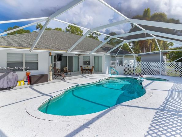 17996 N 42nd Rd N, Loxahatchee FL 33470