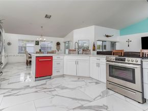 17996 N 42nd Rd N, Loxahatchee FL 33470