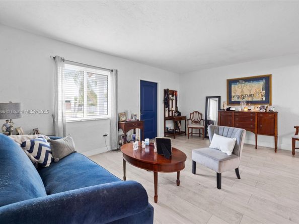 6811 SW 5th Ter, Miami FL 33144